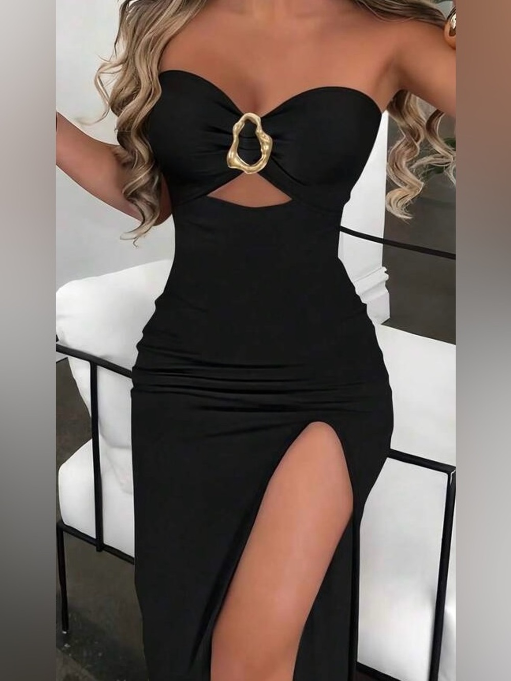 Elegant Strapless Black Maxi Dress with Gold Accent